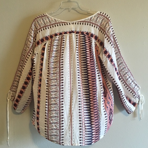 NWT Embroidered Top Oversized Long Sleeves Blouse - Picture 7 of 8